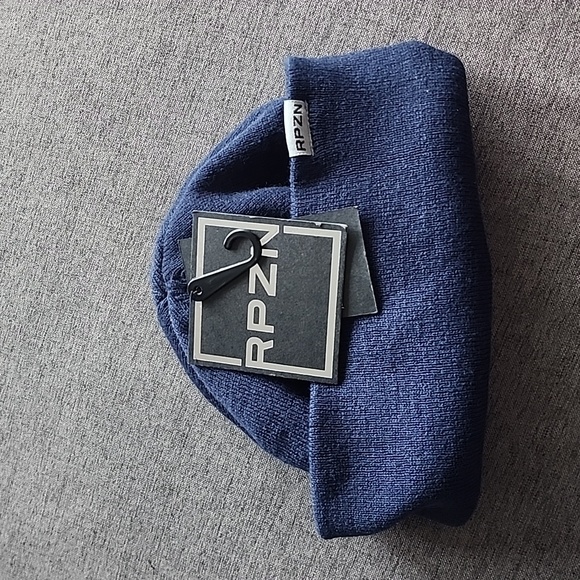 Unisex winter hat - Picture 5 of 5